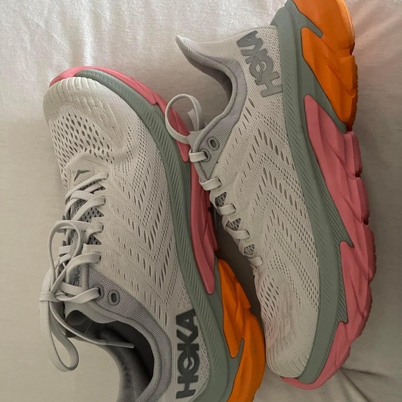 Hoka Shoes - Hoka Clifton Edge Size 9